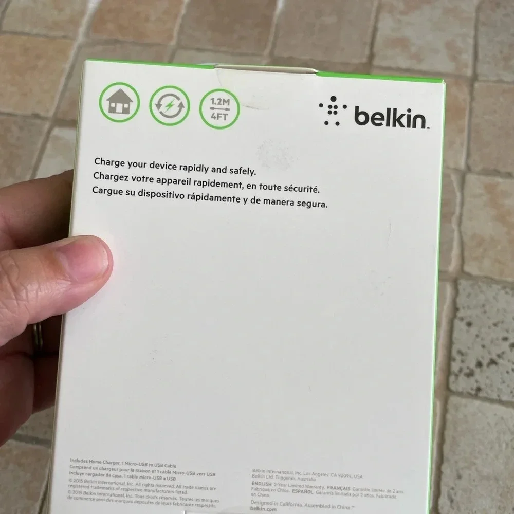 Belkin Home Charger and Cable 10W 2.1 Amp 10W USB-A Wall Charger + Micro-USB NWT
